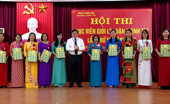 Khai mạc Hội thi Học vi&ecirc;n học giỏi L&yacute; luận ch&iacute;nh trị lần thứ IV năm 2023