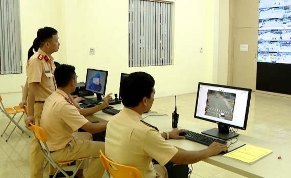 C&ocirc;ng an Ninh B&igrave;nh xử l&yacute; hơn 4.200 trường hợp vi phạm trong th&aacute;ng cao điểm ATGT