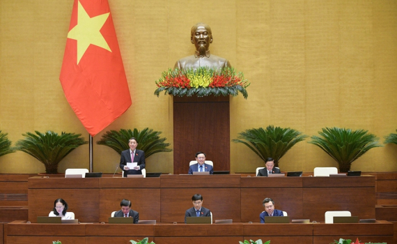 Kỳ họp thứ s&aacute;u, Quốc hội kh&oacute;a XV: Kh&ocirc;ng bắt buộc giao dịch bất động sản qua s&agrave;n, v&igrave; sao?
