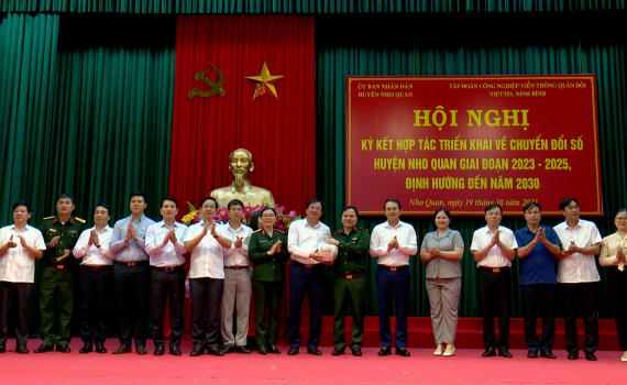 Nho Quan k&yacute; kết hợp t&aacute;c triển khai c&ocirc;ng t&aacute;c chuyển đổi số