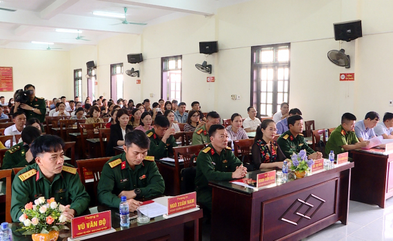Kim Sơn bồi dưỡng kiến thức quốc ph&ograve;ng v&agrave; an ninh cho đối tượng 4