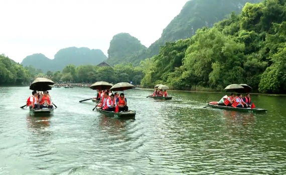 Đo&agrave;n Đại biểu cấp cao Thủ đ&ocirc; Vi&ecirc;ng Chăn khảo s&aacute;t tại Tr&agrave;ng An