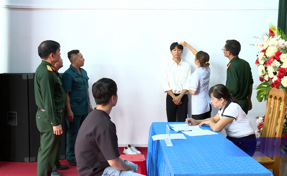 Huyện Nho quan ho&agrave;n th&agrave;nh kh&aacute;m sơ tuyển nghĩa vụ qu&acirc;n sự năm 2024
