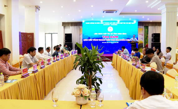 Tọa đ&agrave;m Li&ecirc;n kết v&ugrave;ng-giải ph&aacute;p hỗ trợ ti&ecirc;u thụ sản phẩm hợp t&aacute;c x&atilde; v&ugrave;ng miền