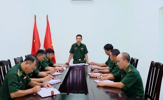 Gắn nhiệm vụ c&ocirc;ng t&aacute;c bi&ecirc;n ph&ograve;ng với học v&agrave; l&agrave;m theo B&aacute;c