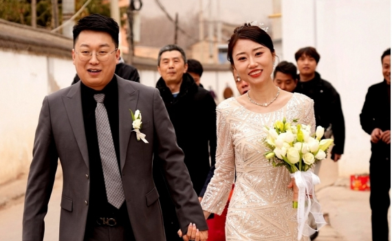 Giới trẻ Trung Quốc chọn lễ cưới đơn giản
