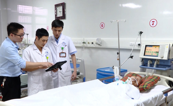 Ng&agrave;nh Y tế đẩy mạnh chuyển đổi số n&acirc;ng cao năng lực cạnh tranh