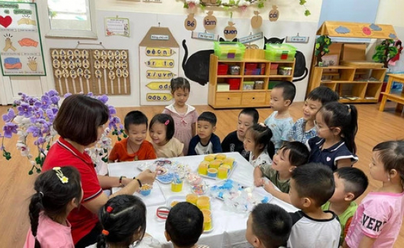 Nới điều kiện x&acirc;y trường học mới ở H&agrave; Nội, TP. Hồ Ch&iacute; Minh