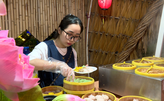 Quảng b&aacute; ẩm thực truyền thống v&ugrave;ng đất Cố đ&ocirc;