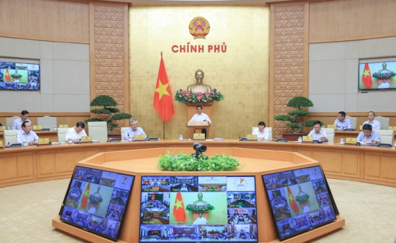 Thủ tướng Phạm Minh Ch&iacute;nh: Vượt qua th&aacute;ch thức, ki&ecirc;n định mục ti&ecirc;u ph&aacute;t triển năm 2024, tạo đ&agrave; cho những năm sau