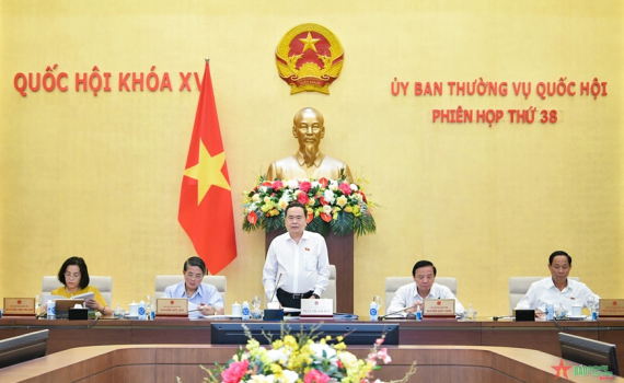 Chủ tịch Quốc hội Trần Thanh Mẫn: N&acirc;ng cao t&iacute;nh chuy&ecirc;n nghiệp, chất lượng trong c&ocirc;ng t&aacute;c x&acirc;y dựng ph&aacute;p luật
