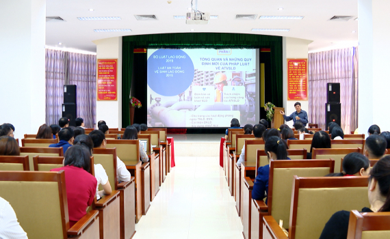 Sở LĐTB&XH tập huấn về an to&agrave;n, vệ sinh lao động