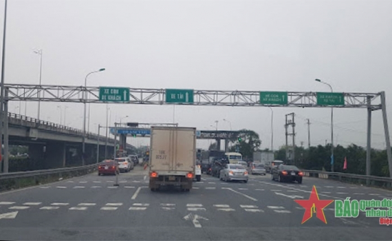 Những phương tiện n&agrave;o được miễn ph&iacute; sử dụng đường bộ cao tốc từ th&aacute;ng 10-2024?