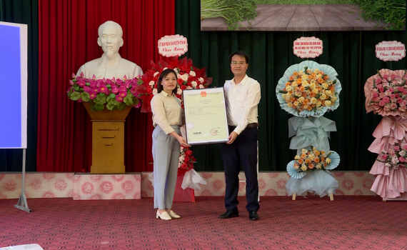 C&ocirc;ng bố giấy chứng nhận đăng k&yacute; nh&atilde;n hiệu &ldquo;Rau cần Y&ecirc;n H&ograve;a - Y&ecirc;n M&ocirc;&rdquo;