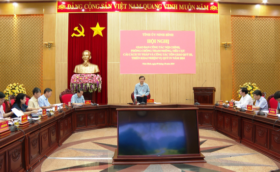 Triển khai nhiệm vụ c&ocirc;ng t&aacute;c nội ch&iacute;nh, ph&ograve;ng chống tham nhũng, ti&ecirc;u cực, cải c&aacute;ch tư ph&aacute;p v&agrave; c&ocirc;ng t&aacute;c t&ocirc;n gi&aacute;o qu&yacute; IV năm 2024