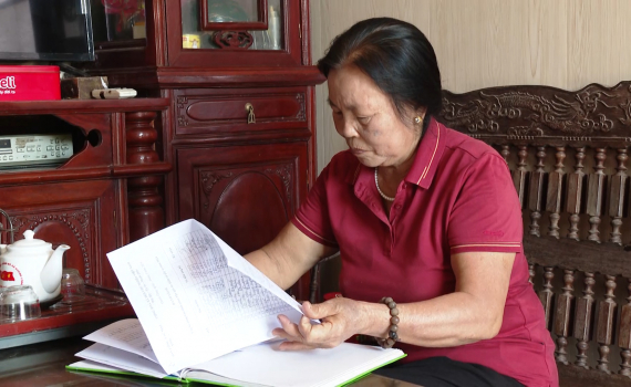 Người cao tuổi tận tụy với c&ocirc;ng t&aacute;c x&atilde; hội