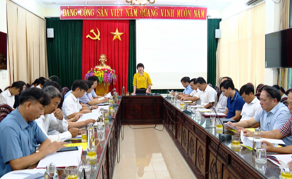 Giao ban c&ocirc;ng t&aacute;c x&acirc;y dựng n&ocirc;ng th&ocirc;n mới qu&yacute; III/2024