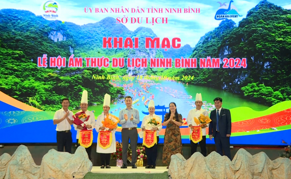 Khai mạc Lễ hội Ẩm thực Du lịch Ninh B&igrave;nh năm 2024
