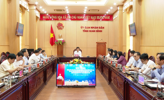 Đẩy mạnh x&atilde; hội h&oacute;a ki&ecirc;n cố trường, lớp học, nh&agrave; c&ocirc;ng vụ cho gi&aacute;o vi&ecirc;n