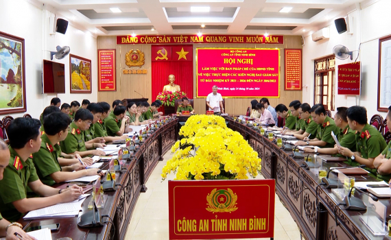 Gi&aacute;m s&aacute;t việc thực hiện c&aacute;c kiến nghị sau gi&aacute;m s&aacute;t tại C&ocirc;ng an tỉnh, T&ograve;a &aacute;n Nh&acirc;n d&acirc;n tỉnh