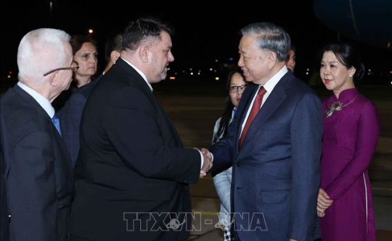 Tổng B&iacute; thư T&ocirc; L&acirc;m bắt đầu thăm ch&iacute;nh thức Bulgaria