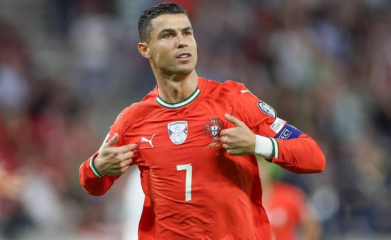 Tin thể thao (15-10): Ronaldo lập c&uacute; đ&uacute;p, tuyển Nhật Bản tạo &ldquo;địa chấn&rdquo;