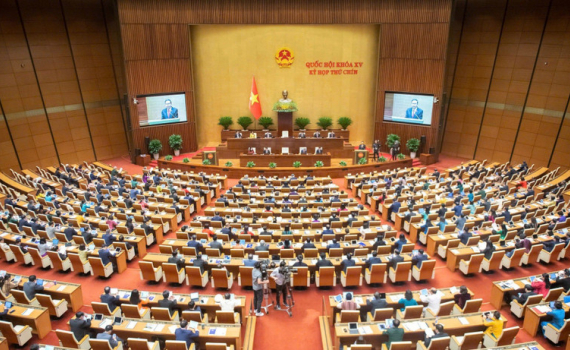 Tuần l&agrave;m việc thứ 2, Kỳ họp thứ 10, Quốc hội kh&oacute;a XV: Thảo luận c&aacute;c nội dung về kinh tế-x&atilde; hội, ng&acirc;n s&aacute;ch nh&agrave; nước