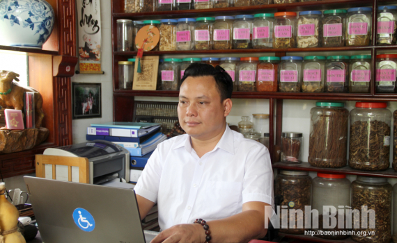 Tiếp tục c&oacute; những ch&iacute;nh s&aacute;ch thiết thực, đồng bộ để tăng cường ứng dụng c&ocirc;ng nghệ trong hỗ trợ người yếu thế