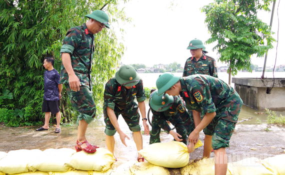 Chủ động ứng ph&oacute; nguy cơ mưa lũ, sạt lở đất do ảnh hưởng của b&atilde;o số 11