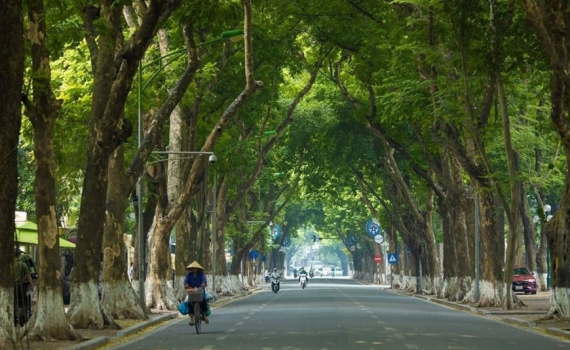 Thời tiết h&ocirc;m nay (2-10): Bắc Bộ giảm n&oacute;ng, Nam Bộ c&oacute; mưa d&ocirc;ng