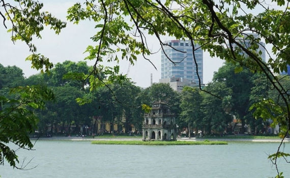 Thời tiết h&ocirc;m nay (16-10): Bắc Bộ c&oacute; m&acirc;y, c&oacute; mưa v&agrave;i nơi, s&aacute;ng sớm c&oacute; nơi c&oacute; sương m&ugrave;, ng&agrave;y nắng, gi&oacute; nhẹ