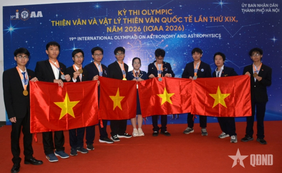 Cả 10 th&iacute; sinh Việt Nam đều c&oacute; huy chương tại Olympic Thi&ecirc;n văn v&agrave; Vật l&yacute; thi&ecirc;n văn quốc tế năm 2026