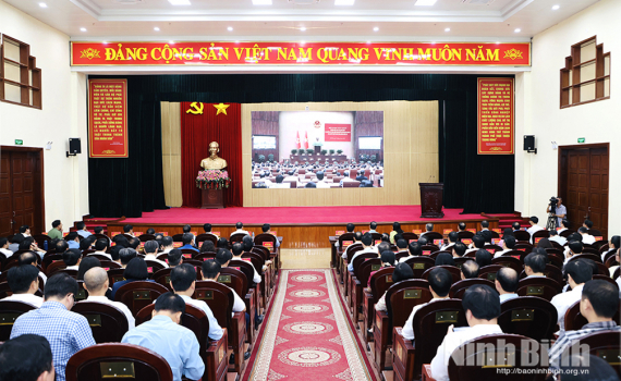 Hội nghị to&agrave;n quốc nghi&ecirc;n cứu, qu&aacute;n triệt v&agrave; triển khai thực hiện Nghị quyết Hội nghị Trung ương 4
