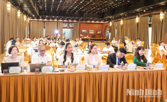 Khai mạc Hội thảo Quốc tế Du lịch c&oacute; tr&aacute;ch nhiệm Ninh B&igrave;nh 2026