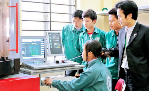 Khung bồi dưỡng năng lực thực h&agrave;nh cho giảng vi&ecirc;n, gi&aacute;o vi&ecirc;n gi&aacute;o dục nghề nghiệp