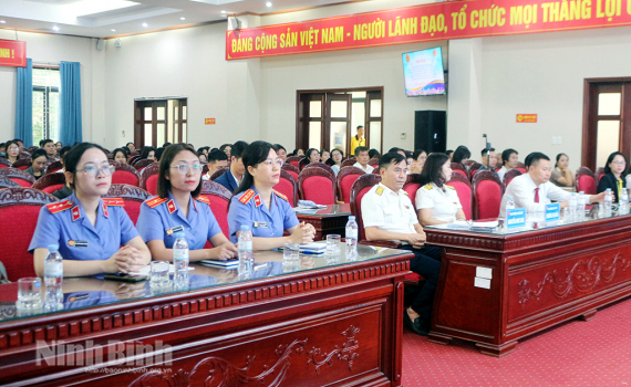 Thuế cơ sở 10 tập huấn, phổ biến ch&iacute;nh s&aacute;ch thuế năm 2026 cho doanh nghiệp mới th&agrave;nh lập