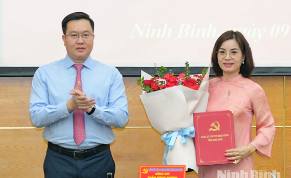 Đảng ủy c&aacute;c cơ quan Đảng tỉnh c&ocirc;ng bố Quyết định th&agrave;nh lập Ban X&acirc;y dựng Đảng v&agrave; c&aacute;c Quyết định về c&ocirc;ng t&aacute;c c&aacute;n bộ