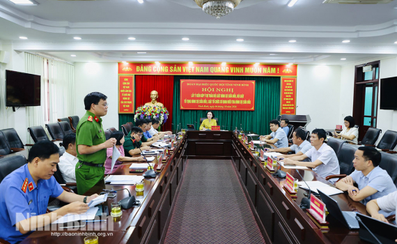 Đo&agrave;n đại biểu Quốc hội tỉnh lấy &yacute; kiến g&oacute;p &yacute; v&agrave;o dự thảo một số Bộ luật v&agrave; Luật sửa đổi