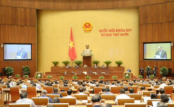 Nh&igrave;n lại tuần l&agrave;m việc của Quốc hội: Thẳng thắn v&agrave; thận trọng