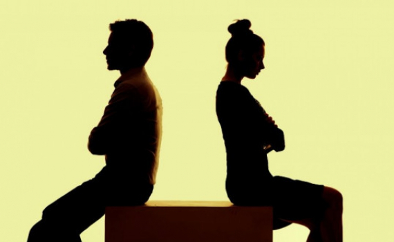 Những dấu hiệu nhận biết một mối quan hệ &ldquo;độc hại&rdquo;