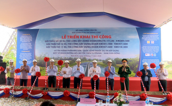 Triển khai 3 g&oacute;i thầu cao tốc Bắc - Nam, đoạn Mai Sơn - Quốc lộ 45
