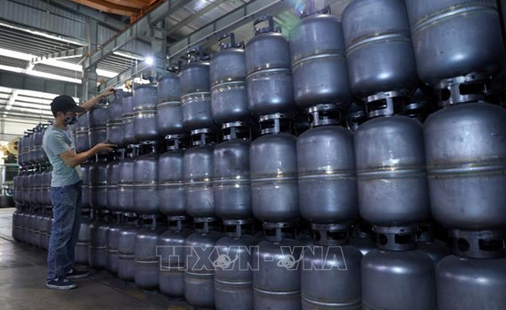 Gi&aacute; gas h&ocirc;m nay (14-11) giảm mạnh trở lại