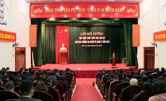 Hoa Lư bồi dưỡng, cập nhật kiến thức cho c&aacute;n bộ