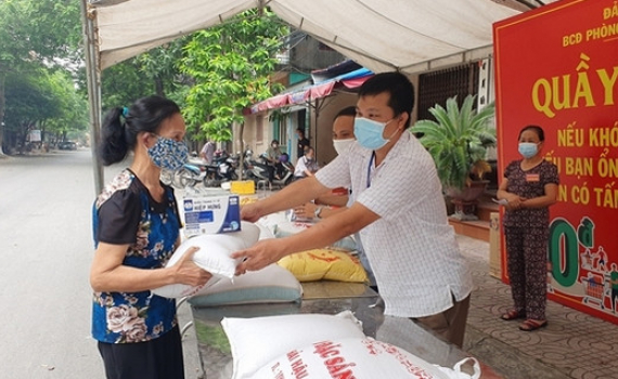 Người lao động gặp kh&oacute; khăn do Covid-19 được hỗ trợ g&igrave; theo Quyết định số 33/2021/QĐ-TTg?