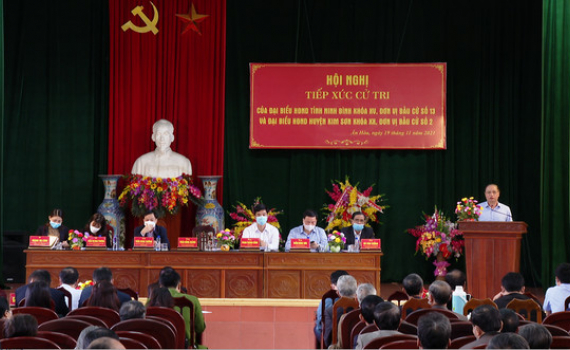 Đại biểu HĐND tỉnh tiếp x&uacute;c cử tri huyện Kim Sơn
