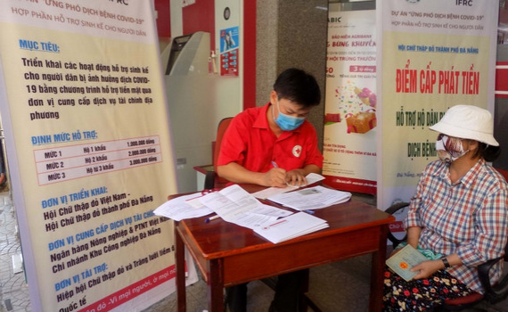 Mở rộng hỗ trợ người lao động gặp kh&oacute; khăn do đại dịch COVID-19