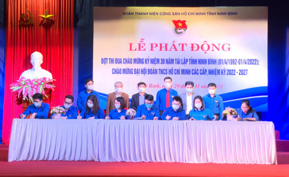 Tỉnh đo&agrave;n ph&aacute;t động thi đua ch&agrave;o mừng kỷ niệm 30 năm t&aacute;i lập tỉnh Ninh B&igrave;nh