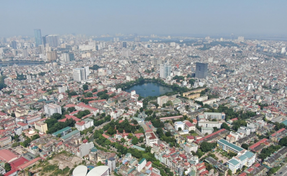 Thị trường bất động sản s&ocirc;i động, đất nền v&agrave; căn hộ chung cư tăng trưởng mạnh