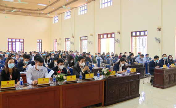 Đại biểu Quốc hội, đại biểu HĐND tỉnh tiếp x&uacute;c cử tri huyện Y&ecirc;n Kh&aacute;nh