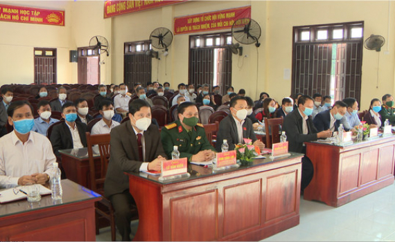 Đại biểu HĐND tỉnh tiếp x&uacute;c cử tri huyện Y&ecirc;n M&ocirc;